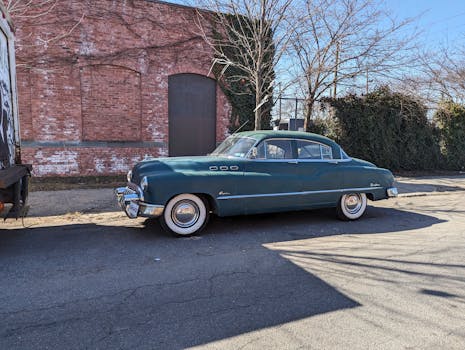 Icons of Style: How 20th Century Fashion Legends Shaped Today's Trends