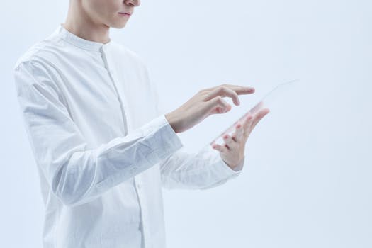 Revolutionary Tech: How Blockchain is Transforming Fashion Transparency