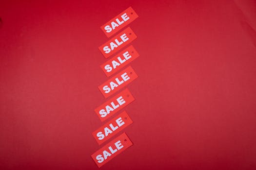 2024 Fashion Marketing Revolution: How Tech is Redefining Promotion