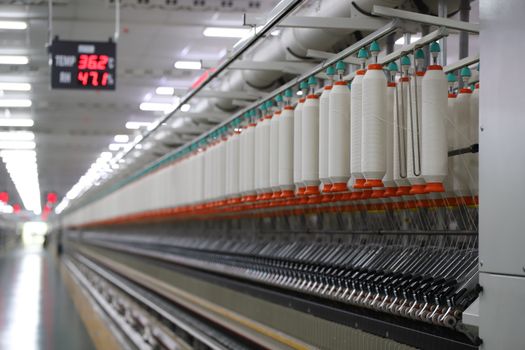 Textile Transformation: The Impact of High-Tech Materials on Modern Fashion